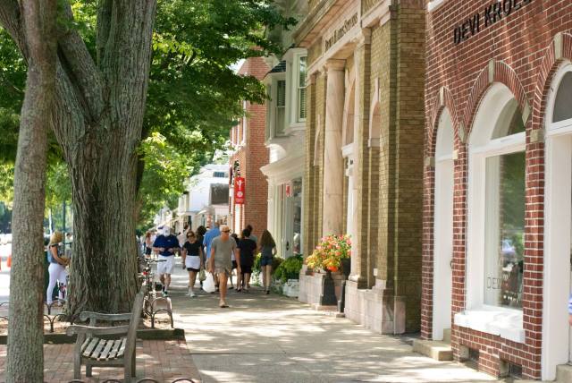 Shopping in East Hampton