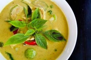 Green Chicken Curry Soup_1
