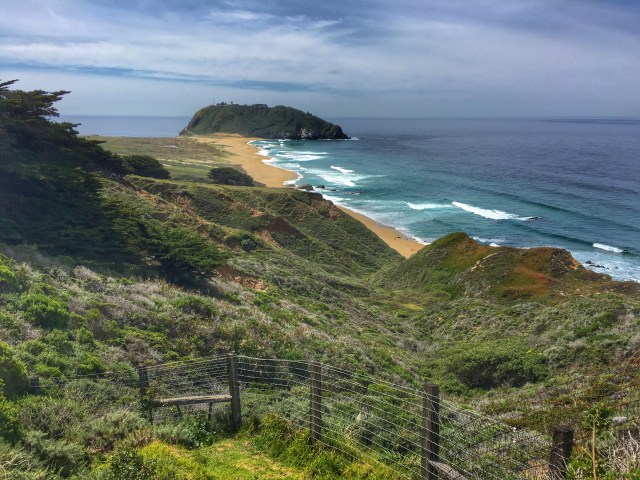 Scenic coastline off Route 1
